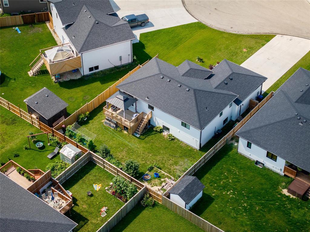 13 Glacier Bay, Steinbach, Manitoba  R5G 0Z5 - Photo 29 - 202600306