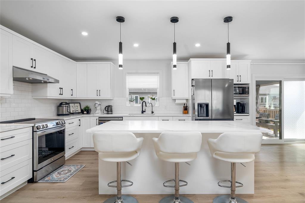 13 Glacier Bay, Steinbach, Manitoba  R5G 0Z5 - Photo 8 - 202600306