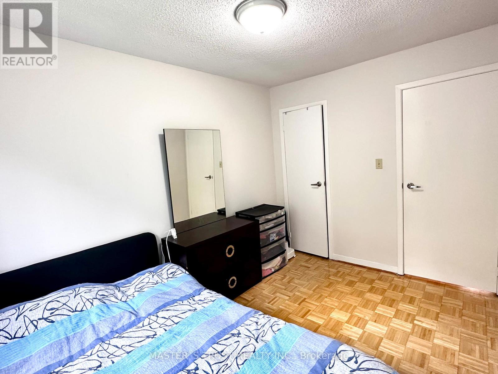 53 Montezuma Trail, Toronto, Ontario  M1V 1K4 - Photo 14 - E12664098