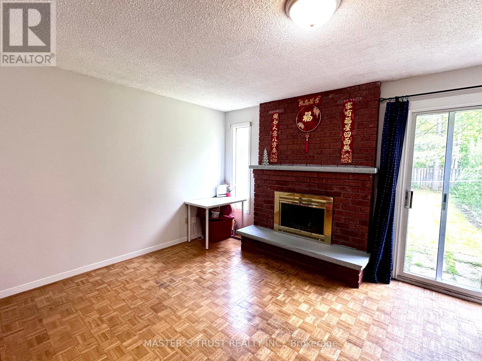 53 Montezuma Trail, Toronto, Ontario  M1V 1K4 - Photo 6 - E12664098