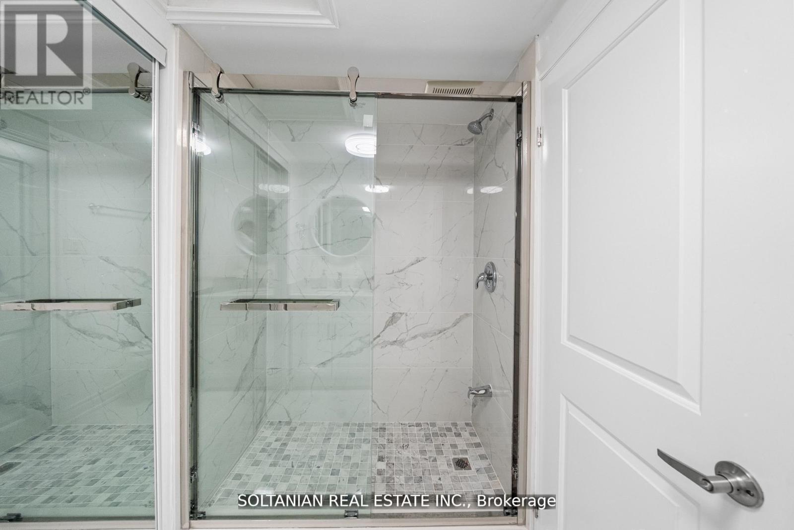 335 Miami Drive, Georgina, Ontario  L4P 2Z6 - Photo 21 - N12664116