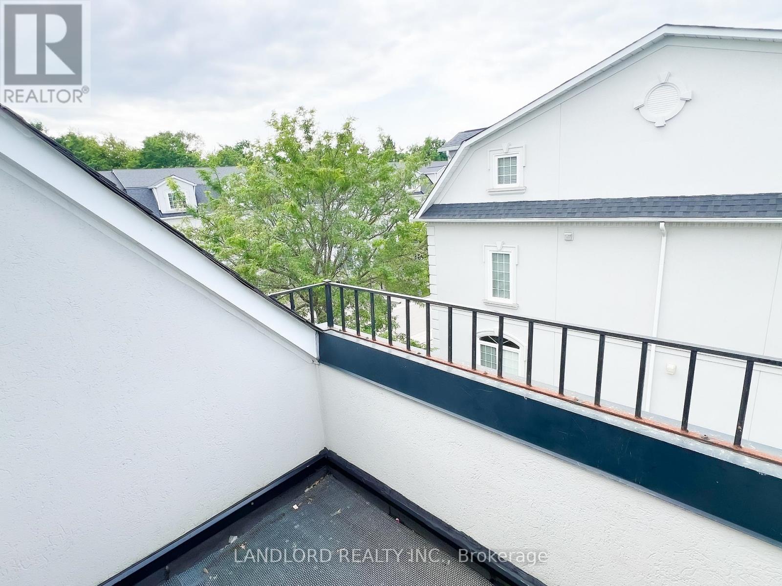 33 Benson Avenue, Richmond Hill, Ontario  L4C 4E5 - Photo 16 - N12664126