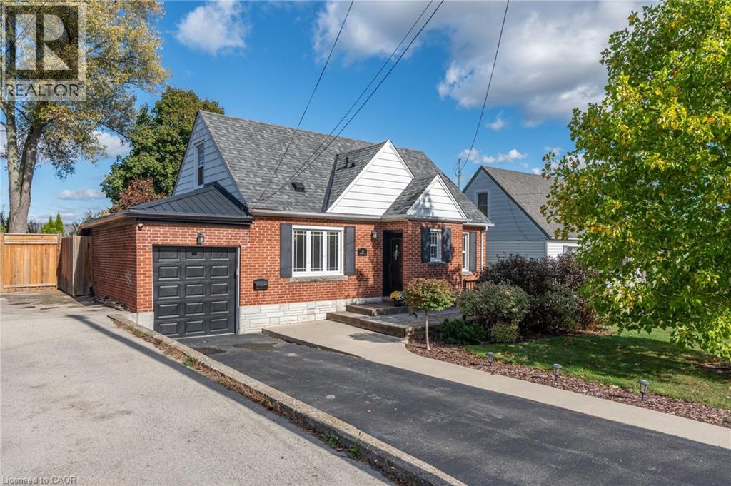 25 MONTROSE Avenue, Hamilton, Ontario