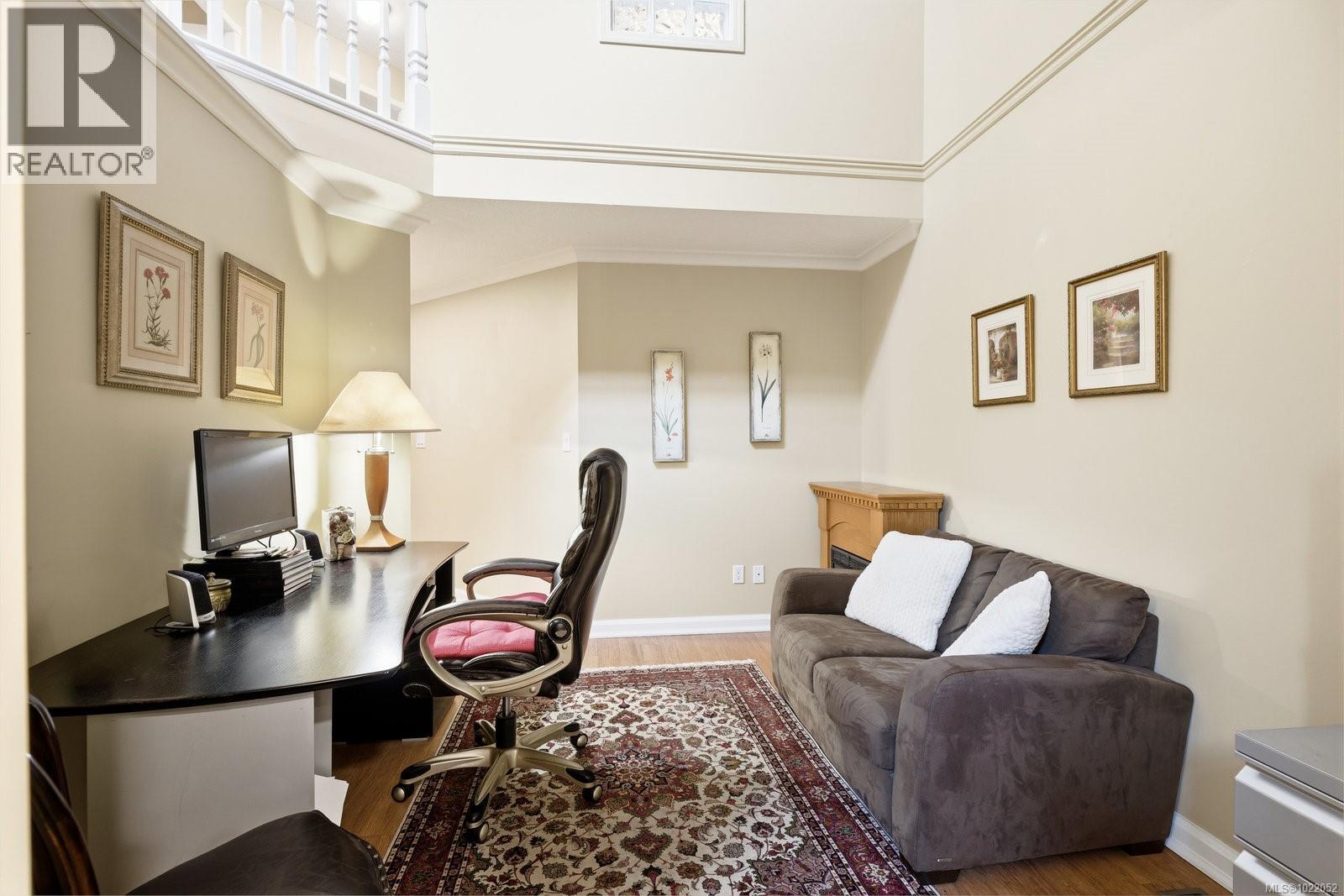 8 500 Marsett Pl, Saanich, British Columbia  V8Z 7J1 - Photo 9 - 1022052