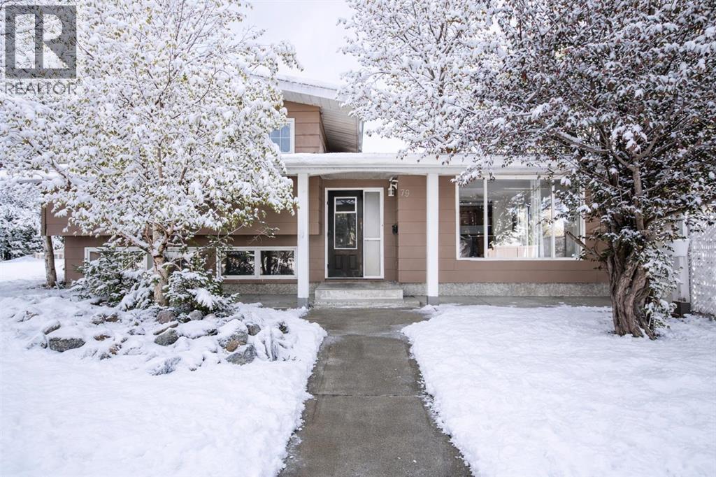 79 Oak Street, Red Deer, Alberta  T4P 1R9 - Photo 1 - A2277221