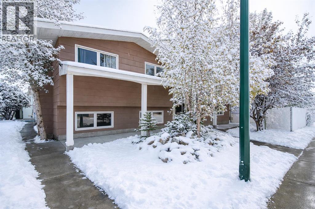 79 Oak Street, Red Deer, Alberta  T4P 1R9 - Photo 2 - A2277221