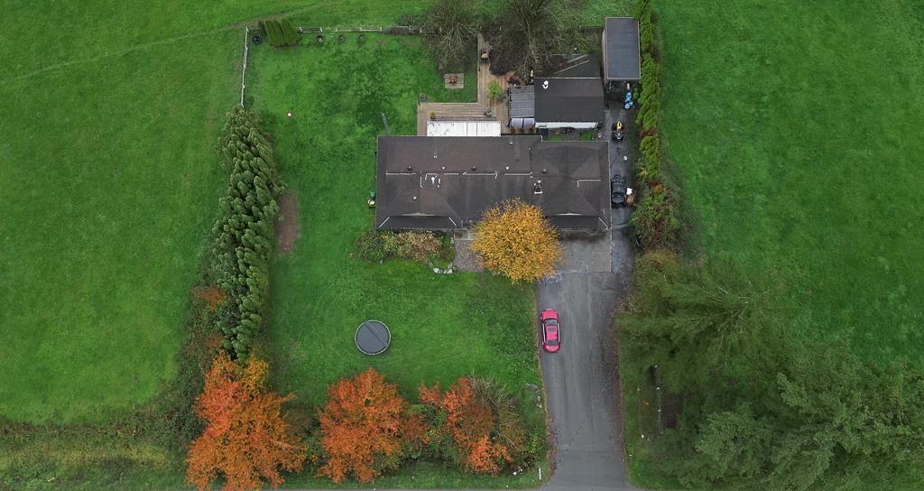 28712 58 Avenue, Abbotsford, British Columbia  V4X 2P6 - Photo 4 - R3075678