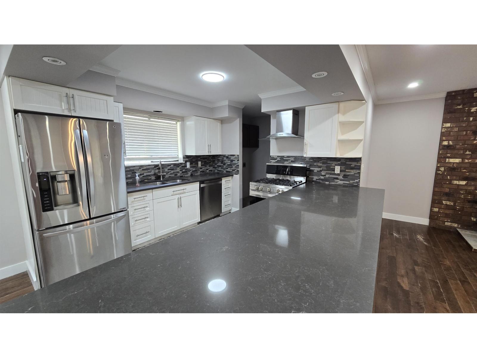 28712 58 Avenue, Abbotsford, British Columbia  V4X 2P6 - Photo 6 - R3075678