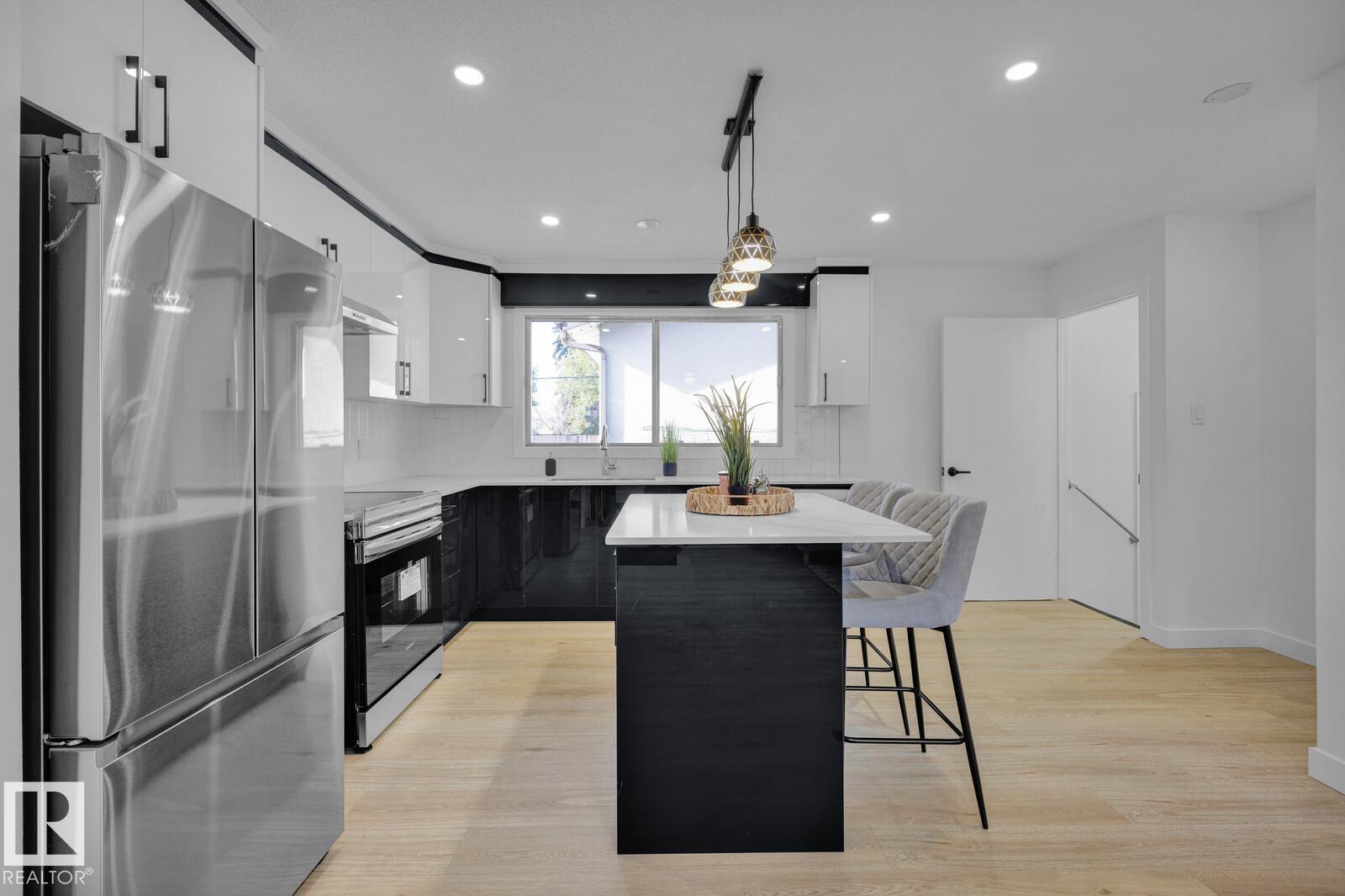 5803 136 Av Nw, Edmonton, Alberta  T5A 0N4 - Photo 7 - E4469096