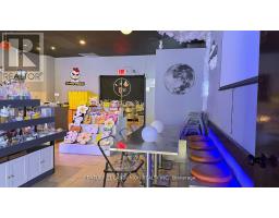 2539 EGLINTON AVENUE W, Toronto, Ontario