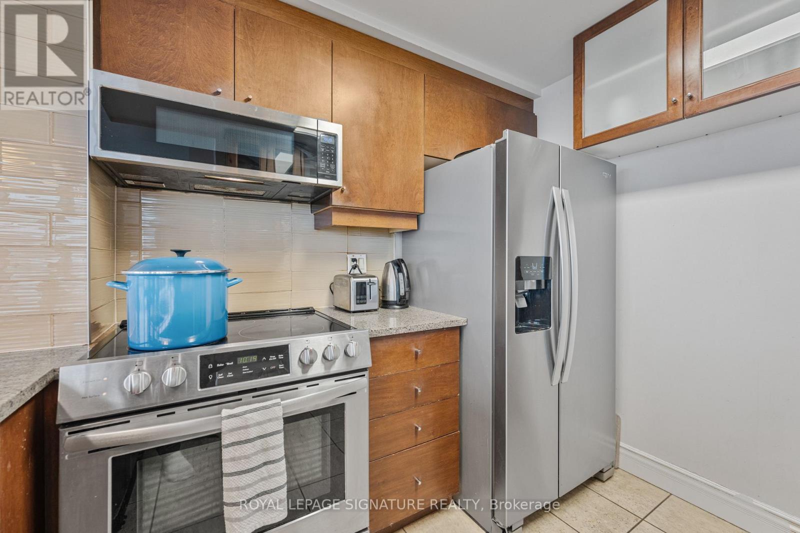 801e - 500 Queens Quay W, Toronto, Ontario  M5V 3K8 - Photo 10 - C12654274