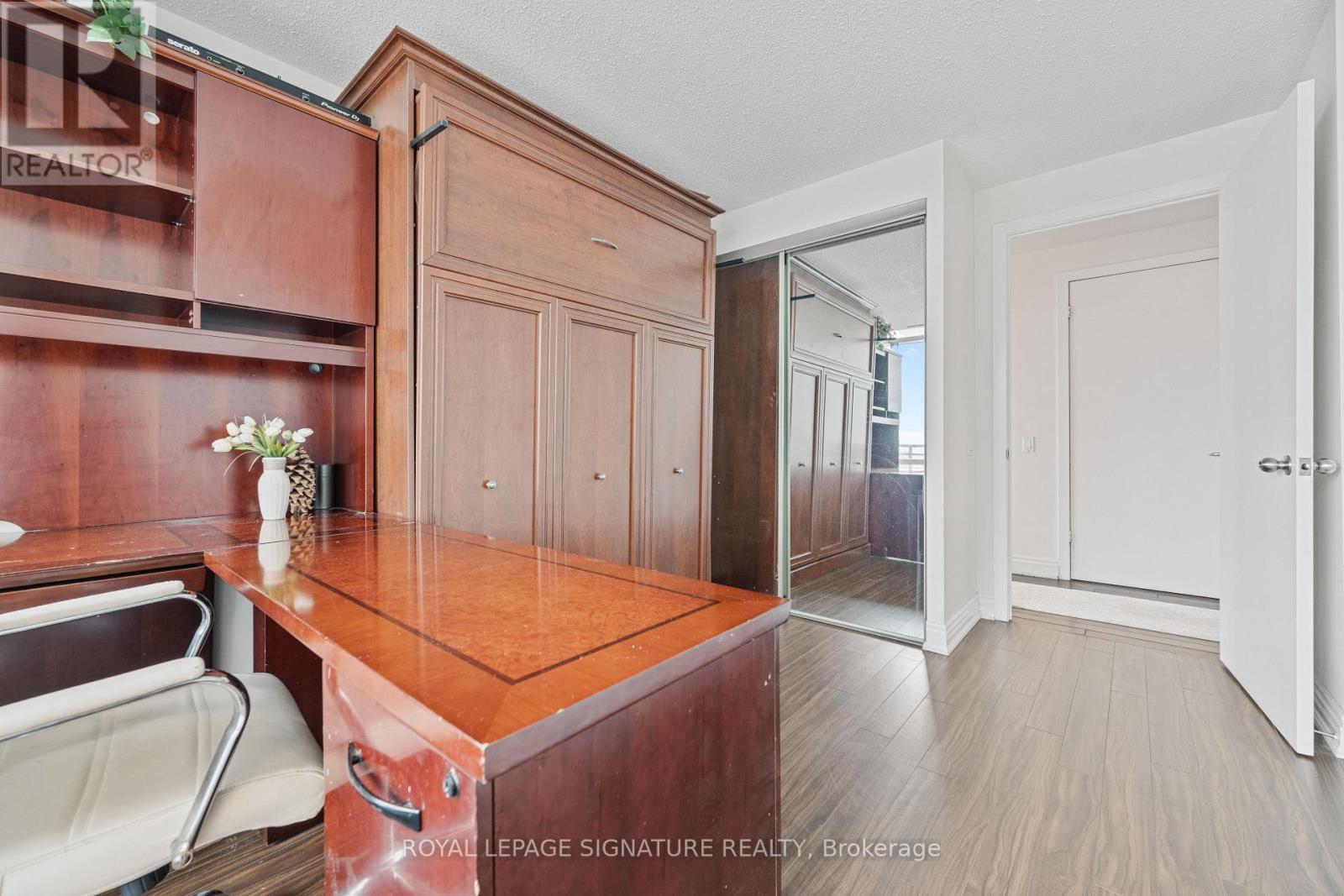 801e - 500 Queens Quay W, Toronto, Ontario  M5V 3K8 - Photo 21 - C12654274