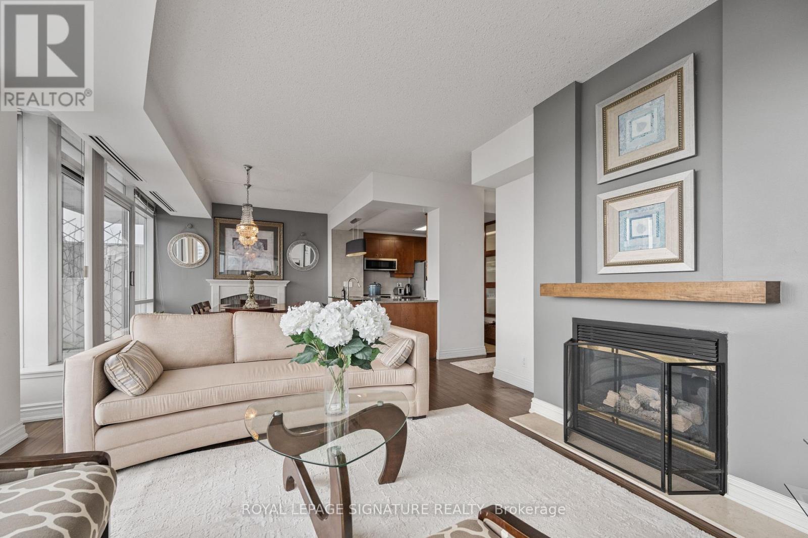 801e - 500 Queens Quay W, Toronto, Ontario  M5V 3K8 - Photo 4 - C12654274