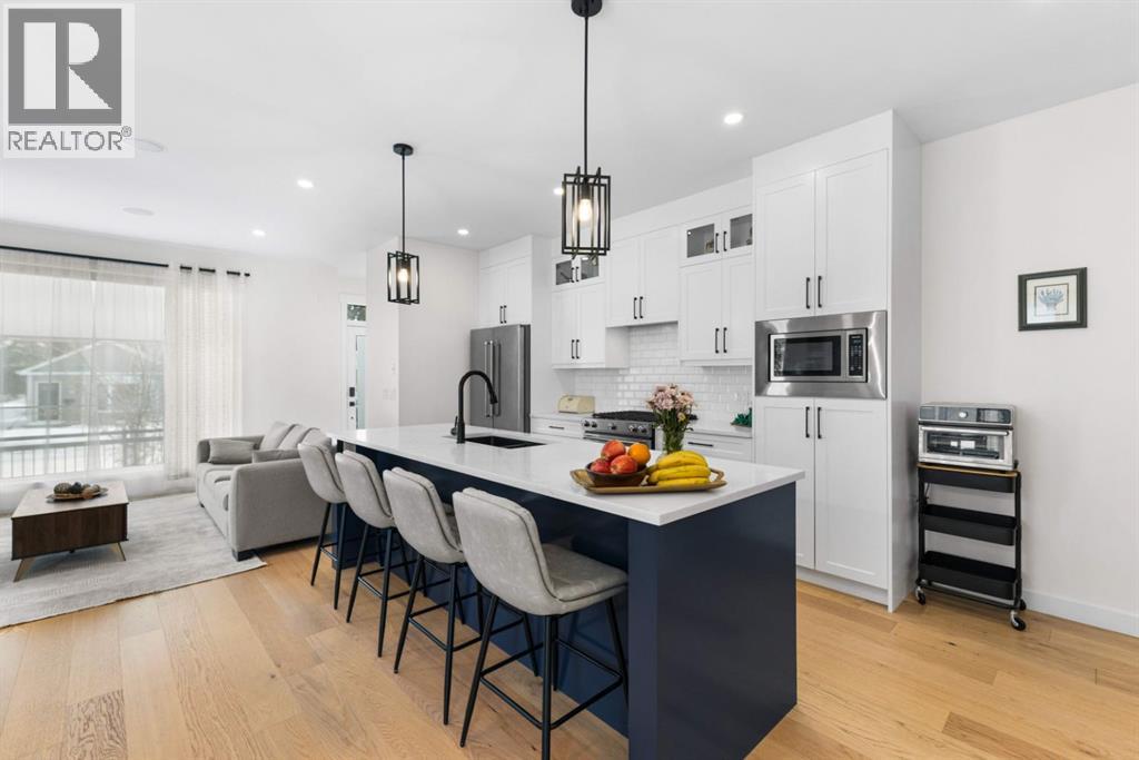 3001 26a Street Sw, Calgary, Alberta  T3E 2E2 - Photo 13 - A2277071