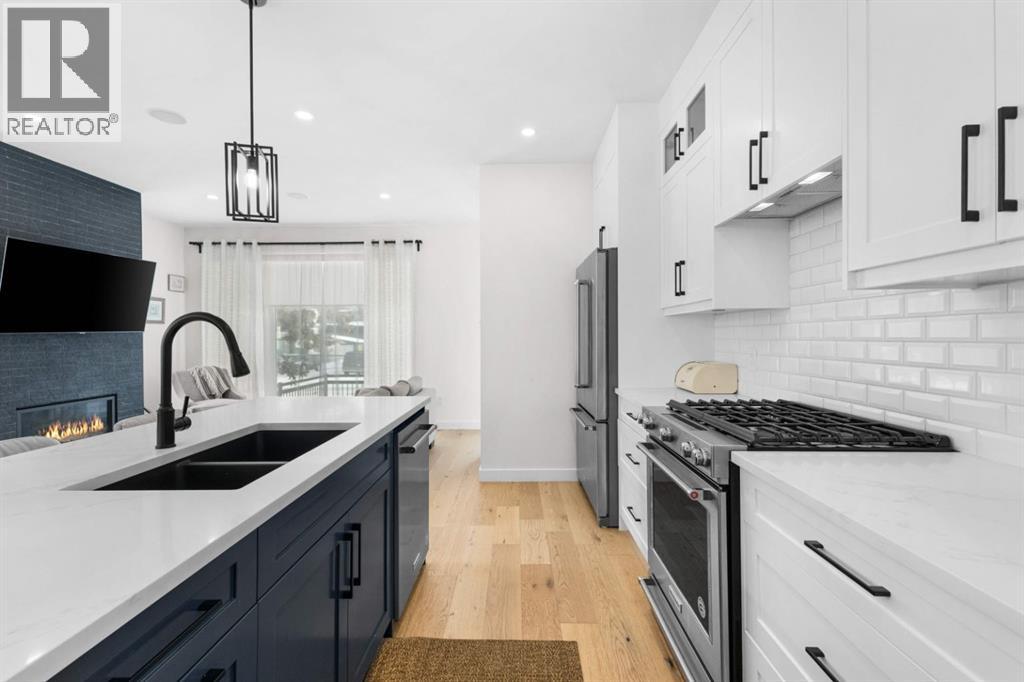 3001 26a Street Sw, Calgary, Alberta  T3E 2E2 - Photo 16 - A2277071