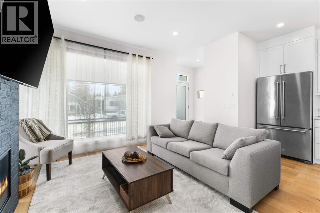 3001 26a Street Sw, Calgary, Alberta  T3E 2E2 - Photo 9 - A2277071