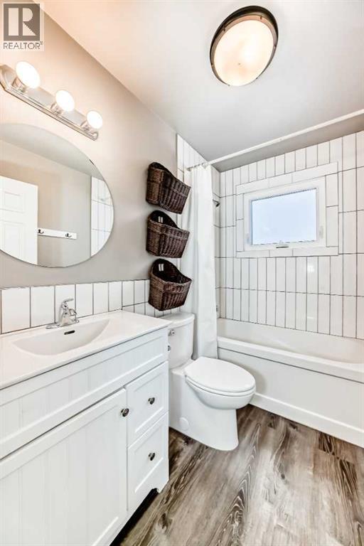 238 Berwick Drive Nw, Calgary, Alberta  T3K 1P5 - Photo 40 - A2276956