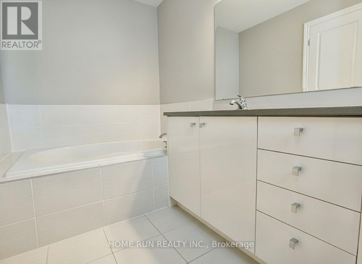 462 Brettonwood Ridge, Ottawa, Ontario K2T 0K7 - Photo 9 - X12632474