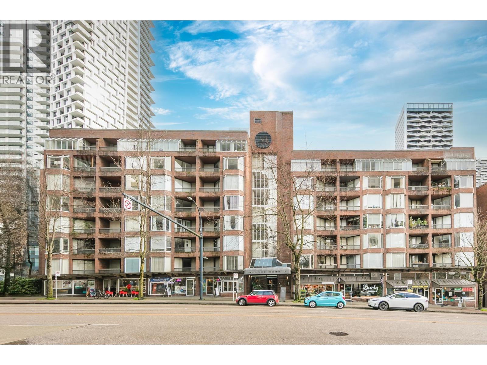 209 1330 Burrard Street, Vancouver, British Columbia  V6Z 2B8 - Photo 11 - R3074599