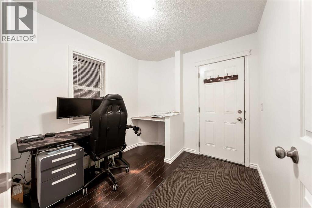 21 Mckinnon Street Nw, Langdon, Alberta  T0J 1X2 - Photo 14 - A2274079