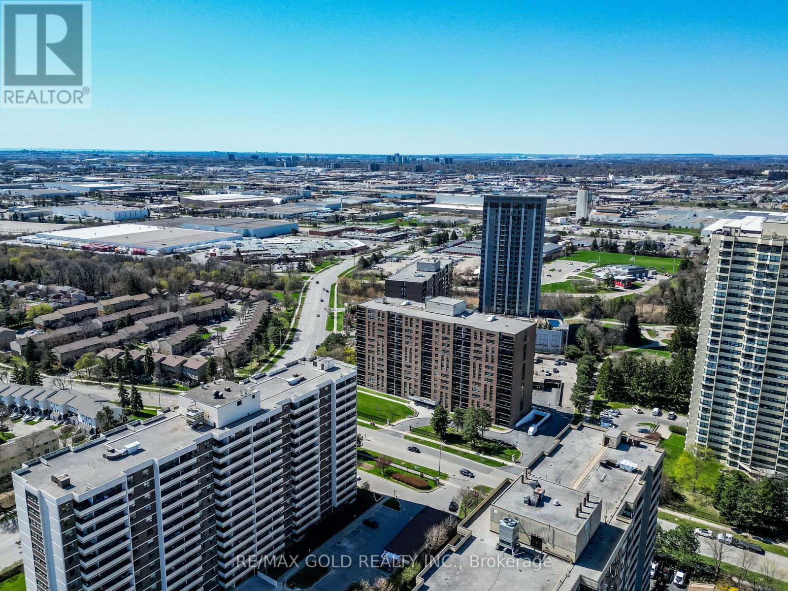 610 - 4 Lisa Street, Brampton, Ontario L6T 4B6 - Photo 2 - W12654610