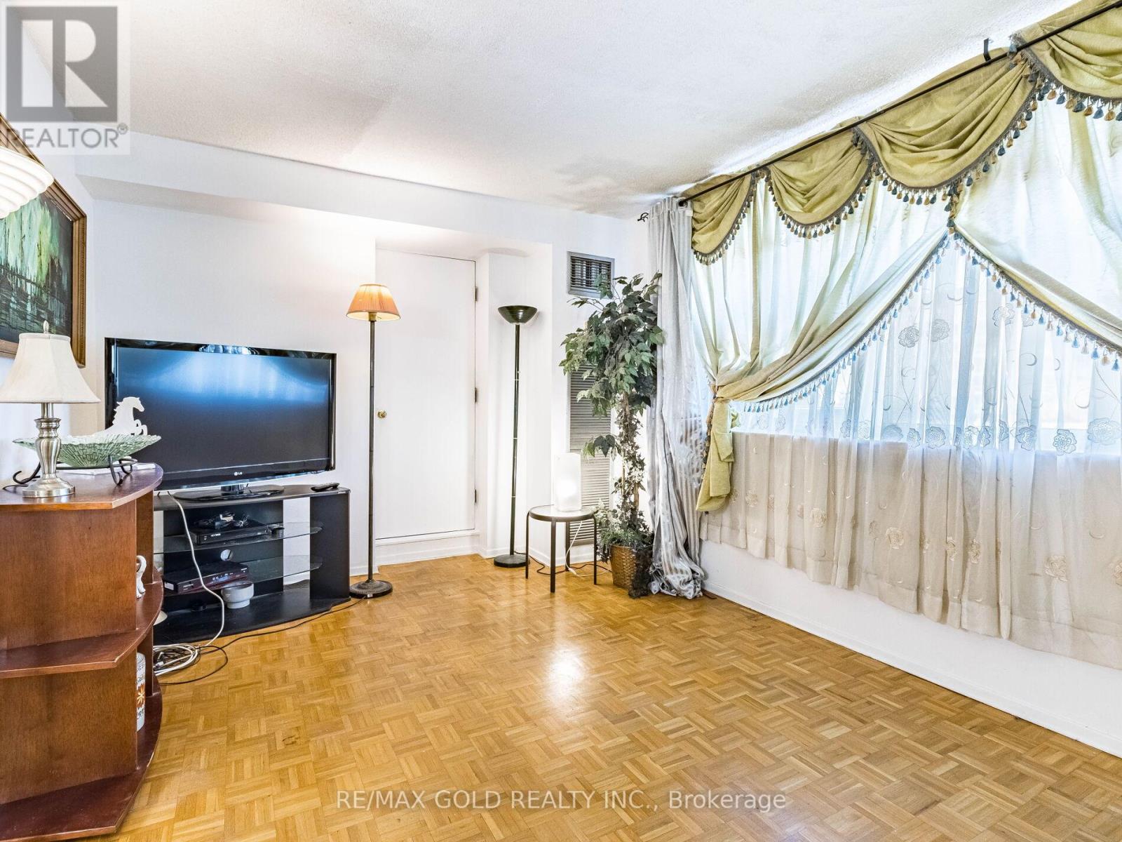 610 - 4 Lisa Street, Brampton, Ontario L6T 4B6 - Photo 24 - W12654610