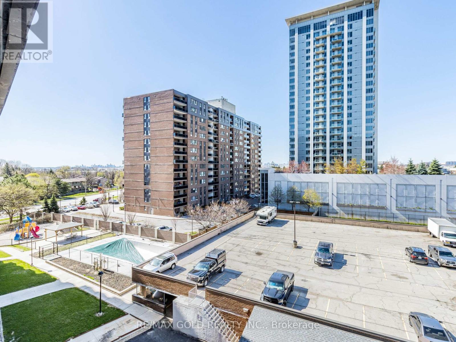 610 - 4 Lisa Street, Brampton, Ontario L6T 4B6 - Photo 7 - W12654610