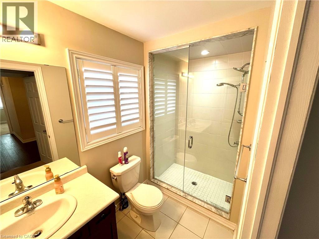 7 Pinot Crescent, Stoney Creek, Ontario  L8E 5L1 - Photo 16 - 40796195