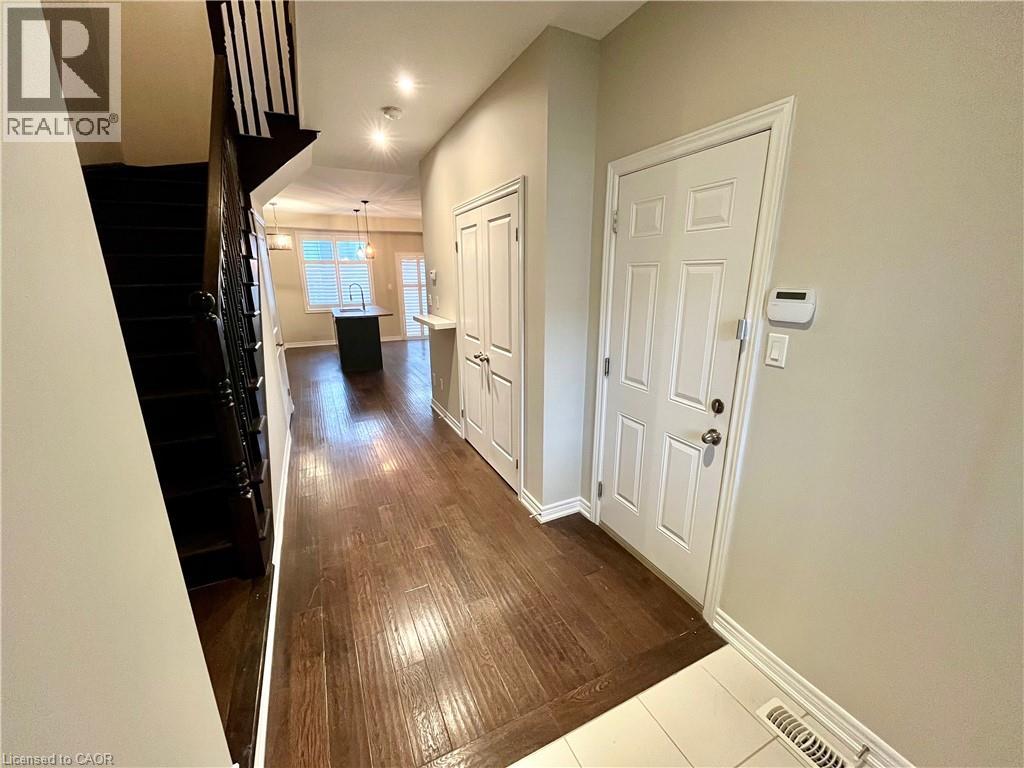 7 Pinot Crescent, Stoney Creek, Ontario  L8E 5L1 - Photo 2 - 40796195