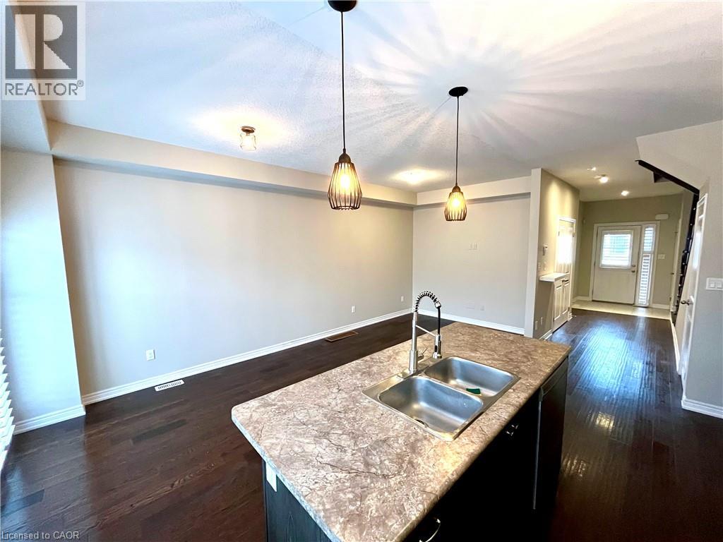 7 Pinot Crescent, Stoney Creek, Ontario  L8E 5L1 - Photo 9 - 40796195