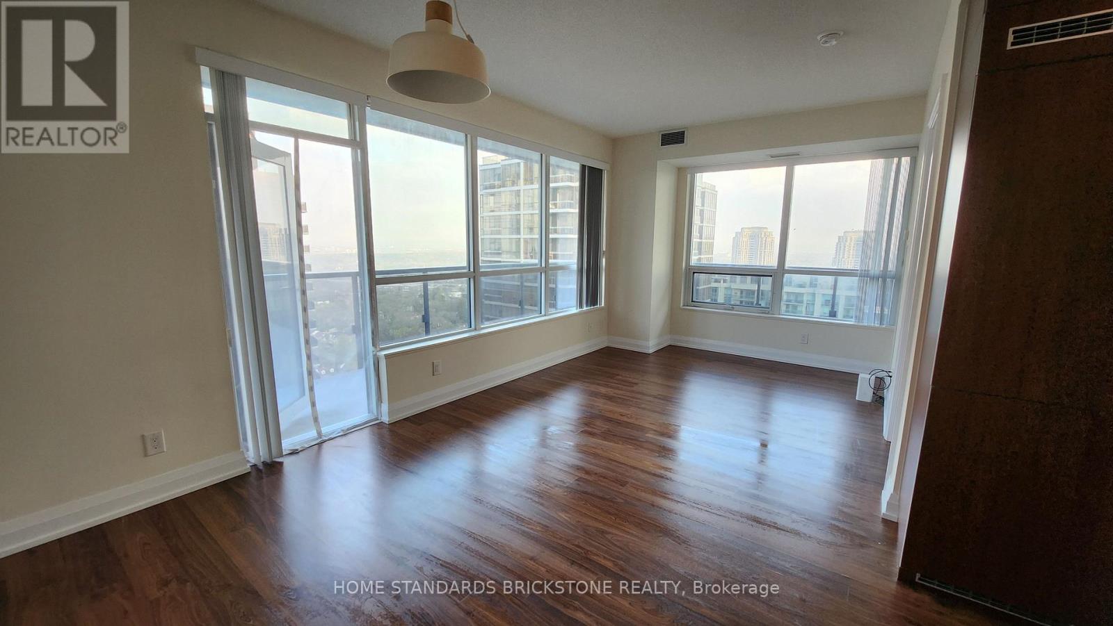 2225 - 5 Sheppard Avenue E, Toronto, Ontario  M2N 0G4 - Photo 2 - C12664154