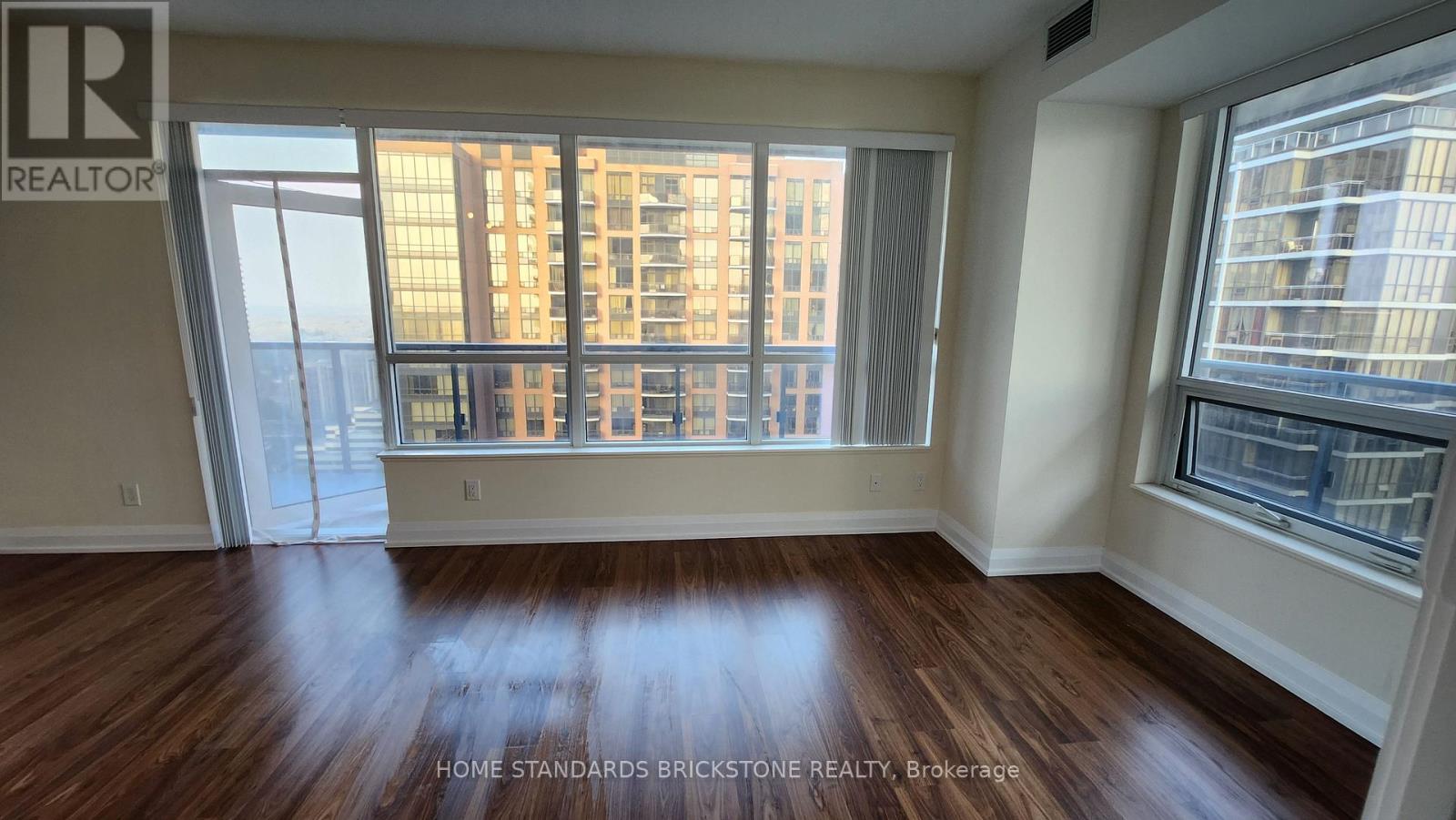 2225 - 5 Sheppard Avenue E, Toronto, Ontario  M2N 0G4 - Photo 3 - C12664154