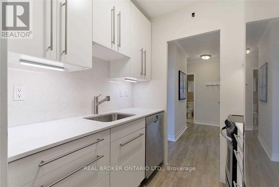 78 Warren Road W, Toronto, Ontario  M4V 2R6 - Photo 12 - C12664206