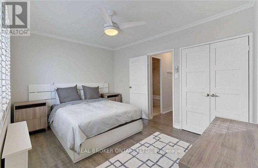 78 Warren Road W, Toronto, Ontario  M4V 2R6 - Photo 16 - C12664206