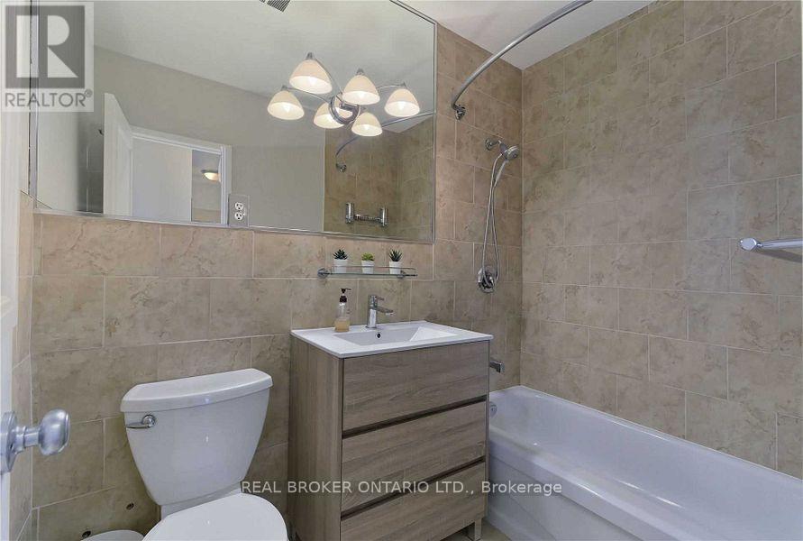 78 Warren Road W, Toronto, Ontario  M4V 2R6 - Photo 19 - C12664206