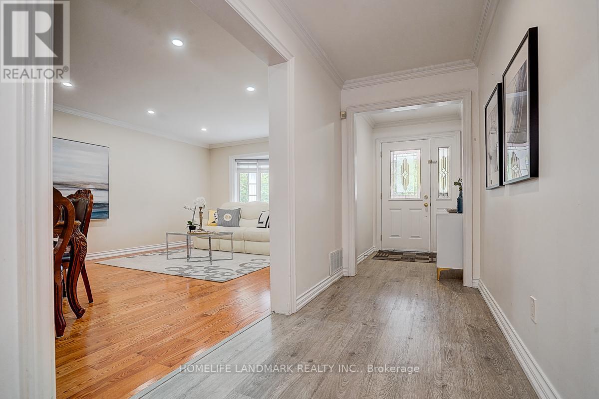 89 Whitehorn Crescent, Toronto, Ontario  M2J 3B1 - Photo 2 - C12664226