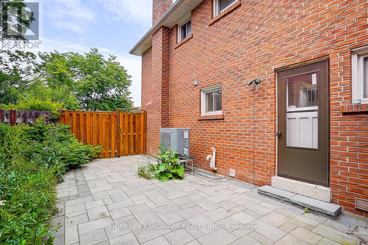 89 Whitehorn Crescent, Toronto, Ontario  M2J 3B1 - Photo 34 - C12664226