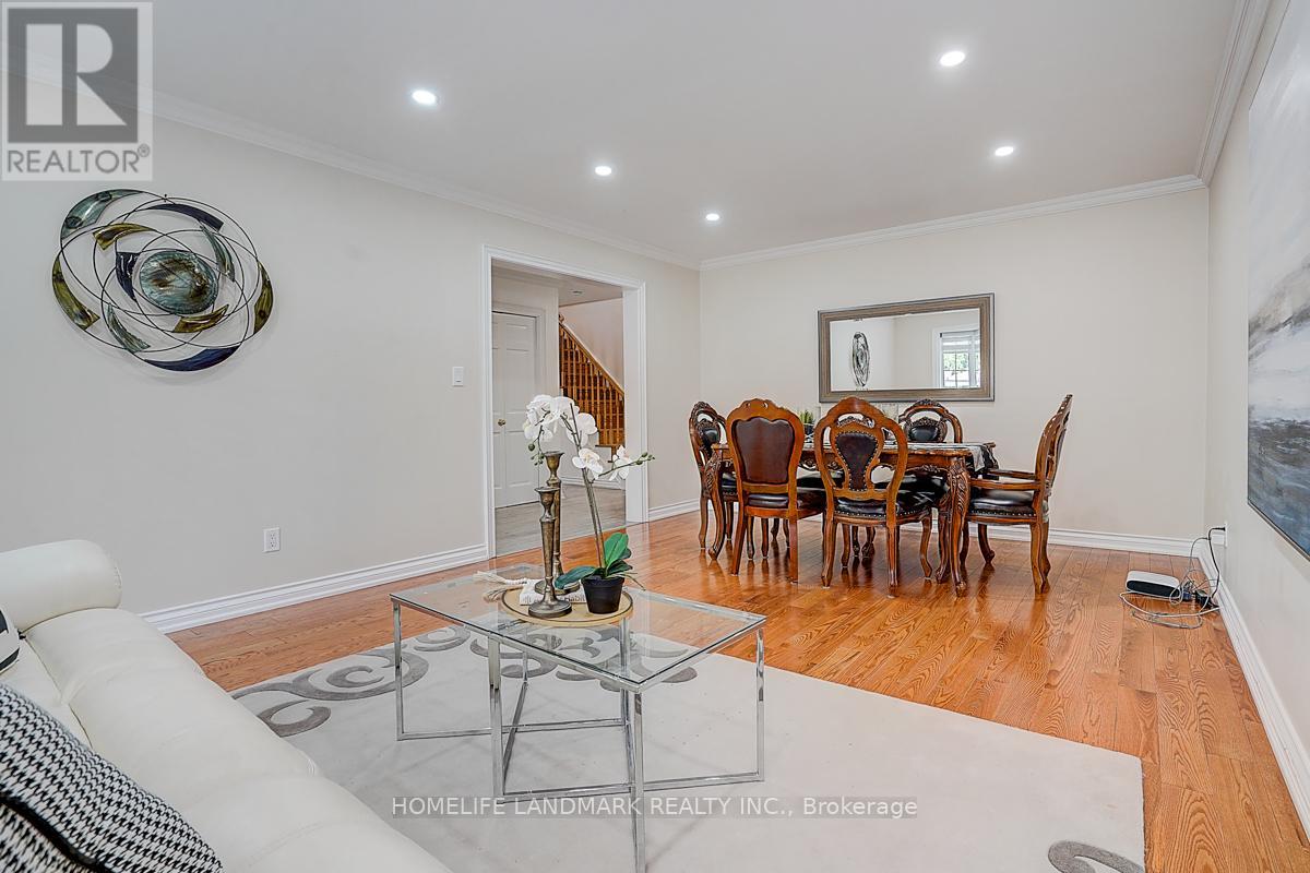 89 Whitehorn Crescent, Toronto, Ontario  M2J 3B1 - Photo 5 - C12664226