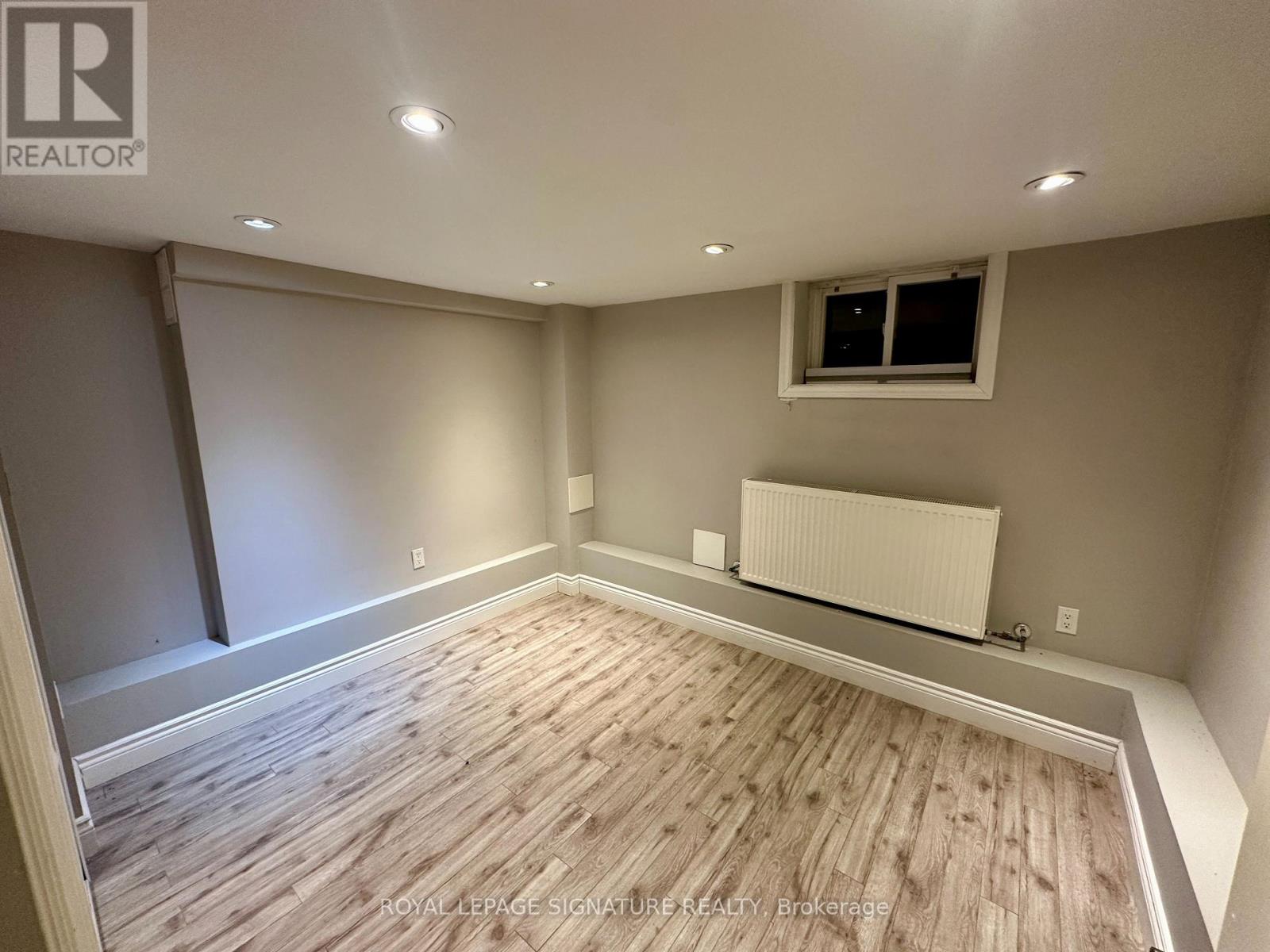 Bsmt - 66 Condor Avenue, Toronto, Ontario  M4J 3M9 - Photo 2 - E12664232