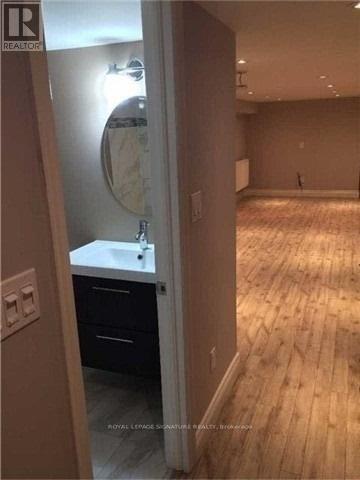 Bsmt - 66 Condor Avenue, Toronto, Ontario  M4J 3M9 - Photo 8 - E12664232