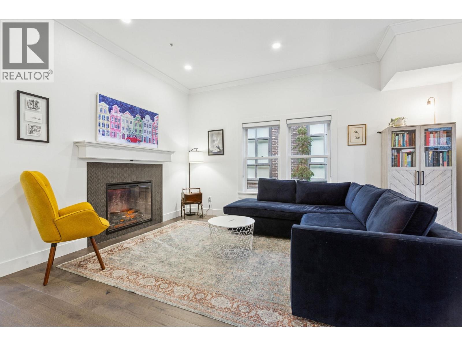 612 Brantford Street, New Westminster, British Columbia  V3M 1W7 - Photo 2 - R3074765