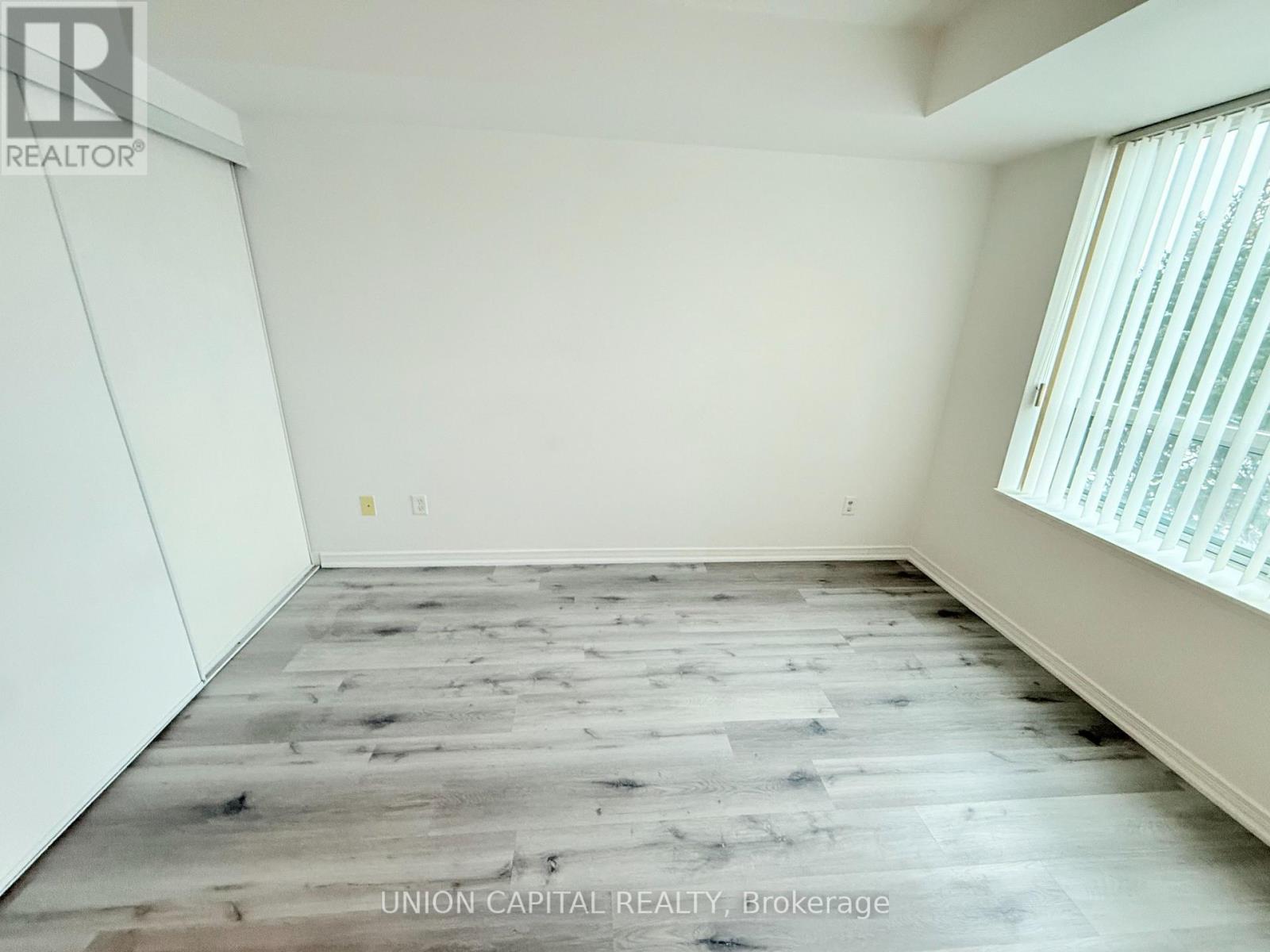 308 - 39 Oneida Crescent, Richmond Hill, Ontario  L4B 4T9 - Photo 11 - N12664200