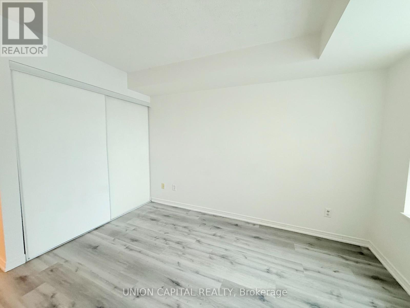 308 - 39 Oneida Crescent, Richmond Hill, Ontario  L4B 4T9 - Photo 12 - N12664200