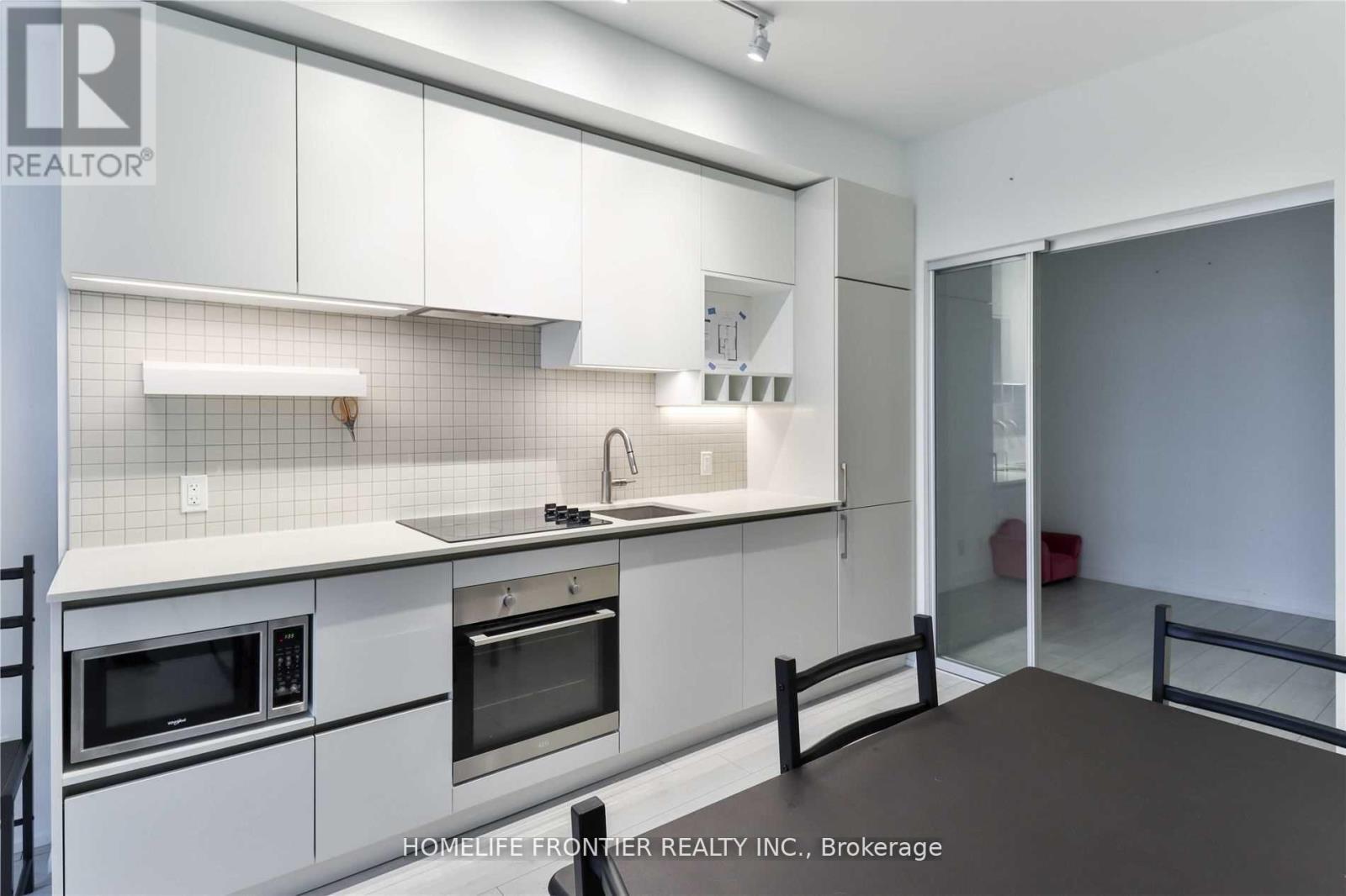 2615 - 950 Portage Parkway, Vaughan, Ontario  L4K 0J7 - Photo 7 - N12664218