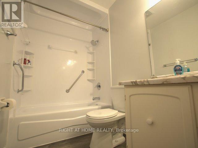 Upper - 169a Rose Street, Barrie, Ontario  L4M 2T8 - Photo 11 - S12664158