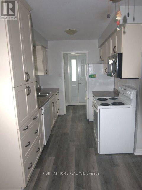 Upper - 169a Rose Street, Barrie, Ontario  L4M 2T8 - Photo 2 - S12664158