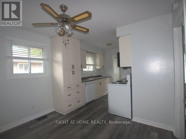 Upper - 169a Rose Street, Barrie, Ontario  L4M 2T8 - Photo 3 - S12664158