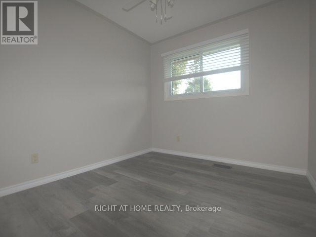 Upper - 169a Rose Street, Barrie, Ontario  L4M 2T8 - Photo 9 - S12664158