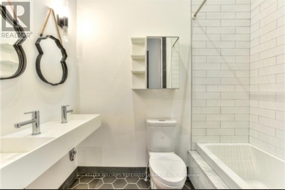 Main - 108 Wineva Avenue, Toronto, Ontario  M4E 2T2 - Photo 10 - E12663496