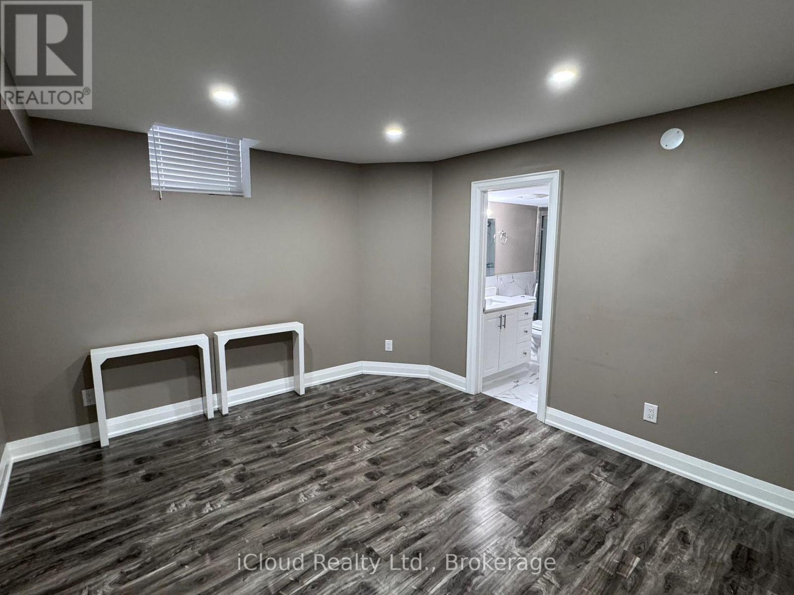 Basement - 6289 Donway Drive, Mississauga, Ontario  L5V 1J6 - Photo 15 - W12664178